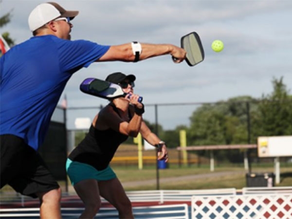 Transformation of Sports Goods Industry: From Production Manufacturing to Service Innovation